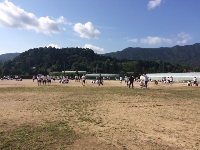 １