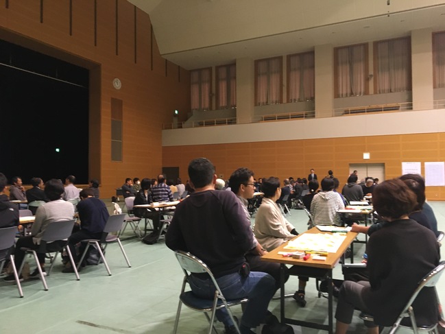 300人委員会３