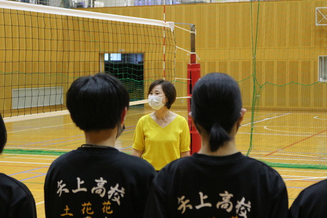 女子バレーボール部 Ob会から激励の言葉をいただきました 島根県立矢上高等学校