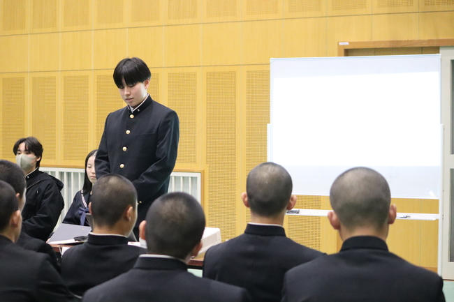 セミファイナル